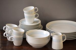 Porcelain dinnerware brands