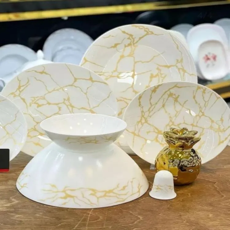 Purchase and today price of Arcopal patterned dishes