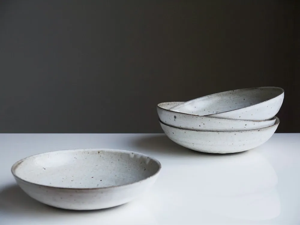 Buy the latest types of non- toxic ceramic dishes