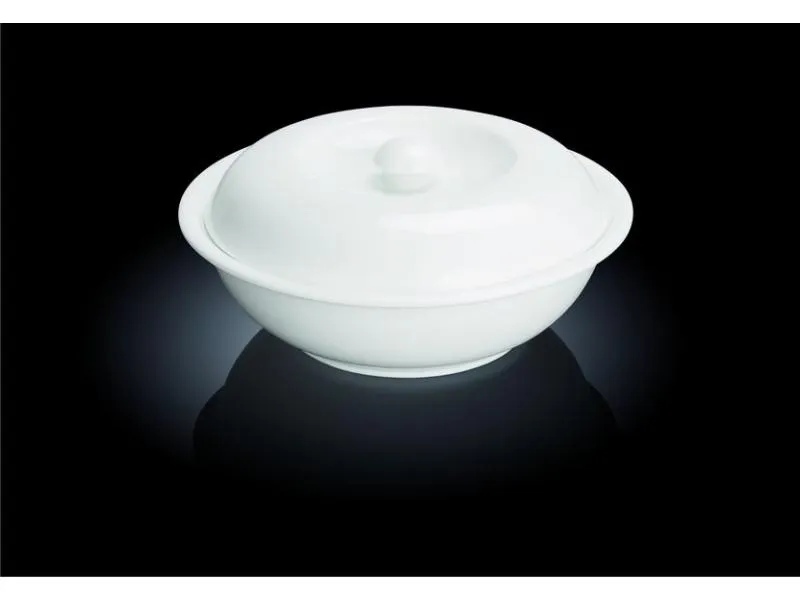 small ceramic dish with lid | Reasonable price, great purchase